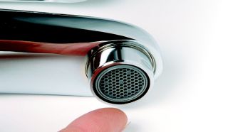 Смеситель Ravak SN 011.00 Suzan X070001 для раковины с д/к